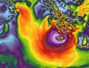 Η Νότια Ελλάδα «μαστιγώνεται» από τον Μεσογειακό Κύκλωνα - Ποια πορεία ακολουθεί - Ποιοι οι κίνδυνοι